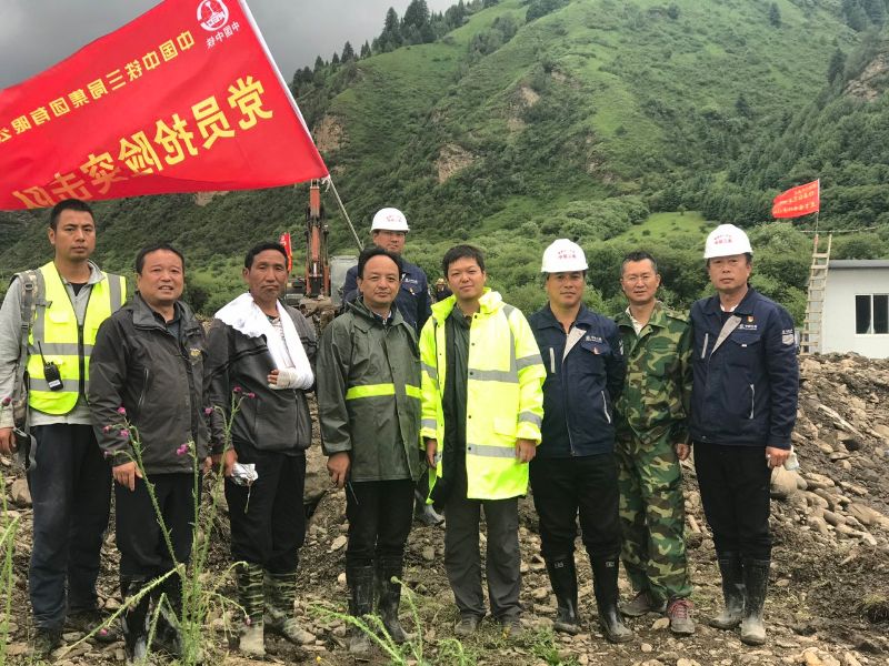 2018年7月，中鐵三局成蘭鐵路項目部全力協助地方政府搶險救災
